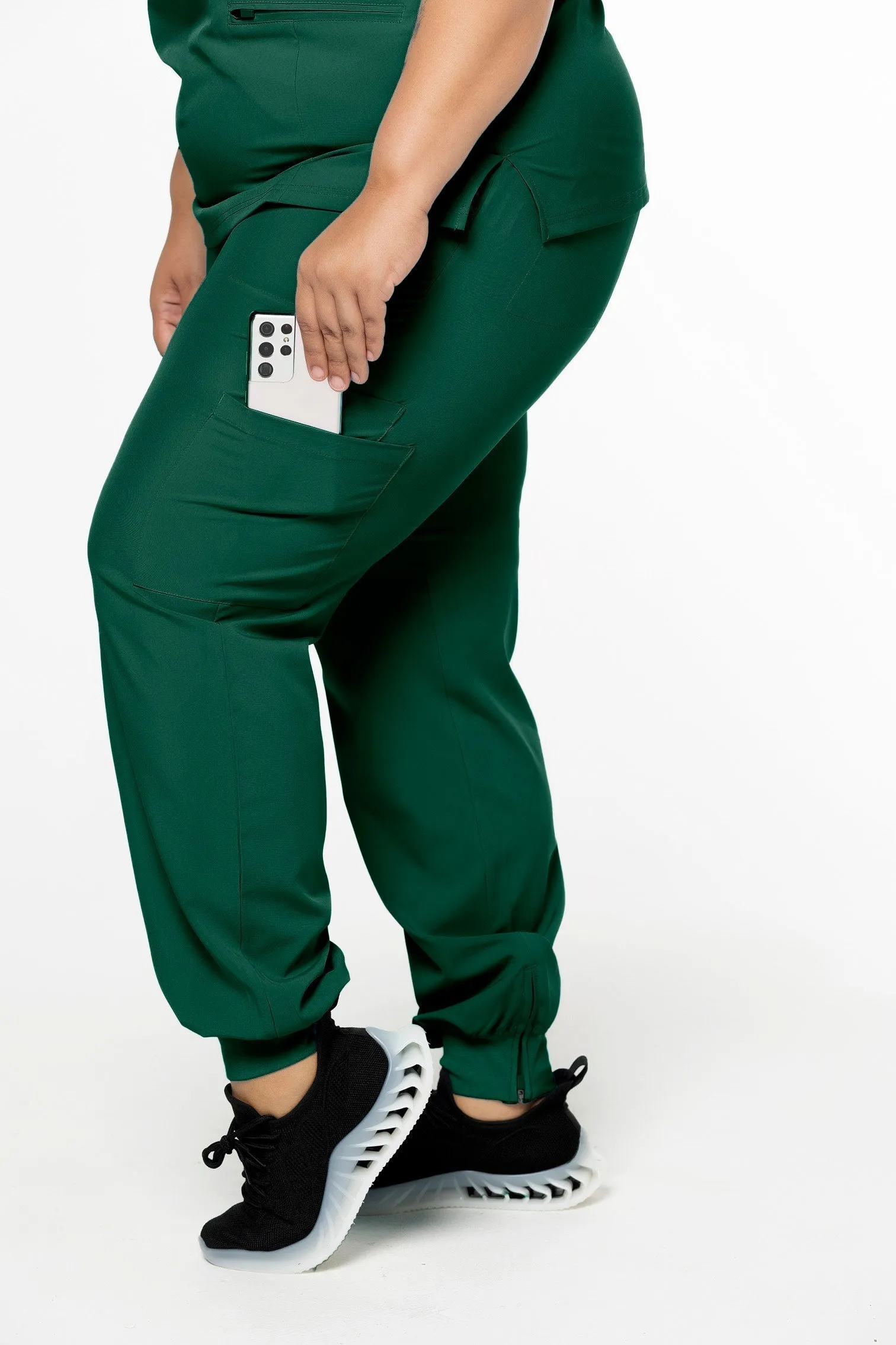 COMFORT COLLECTION JOGGER PANT | COMFORT WP1 (SIZE: PETITE)