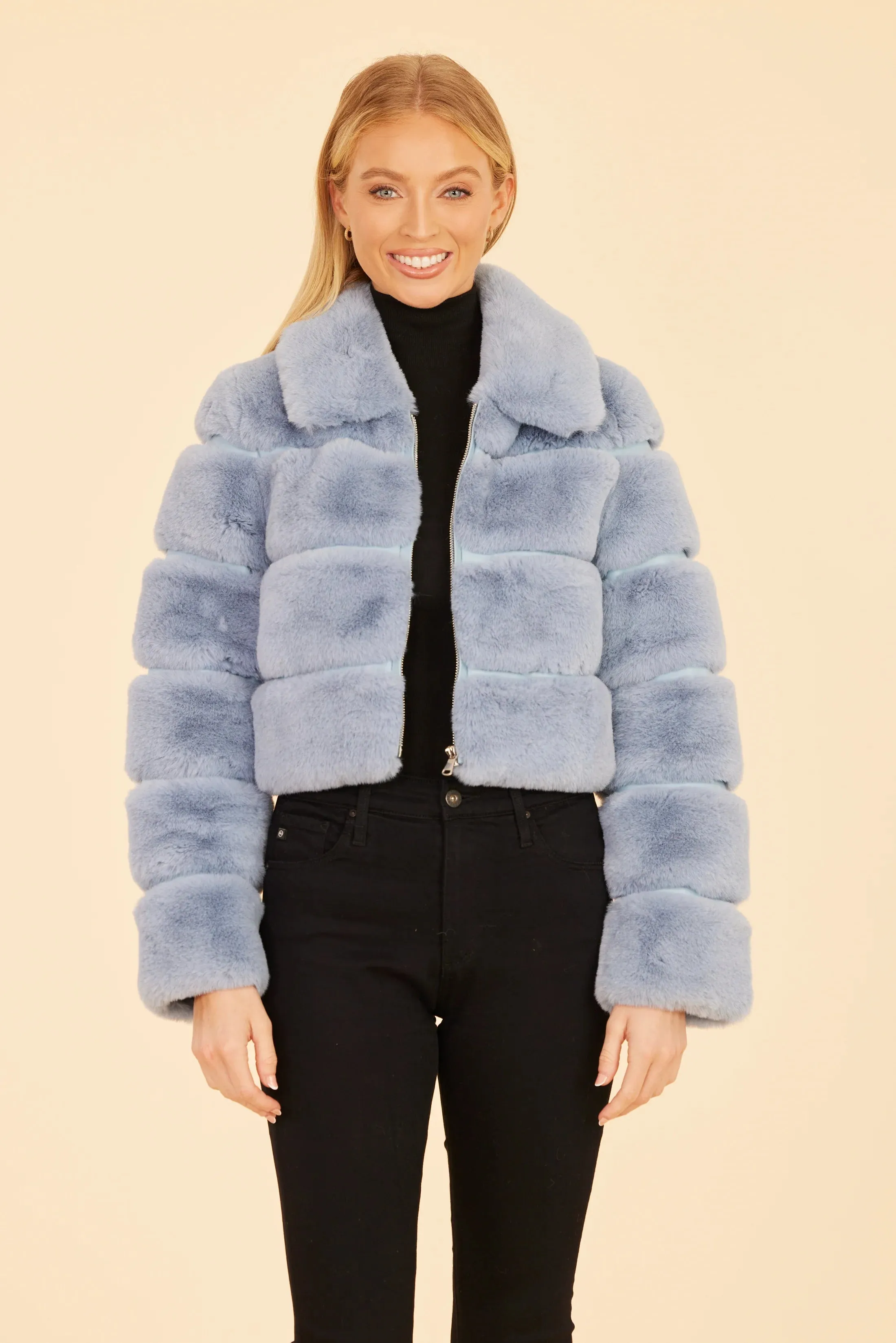 Dolce Cabo Paneled Faux Fur Cropped Jacket 75521