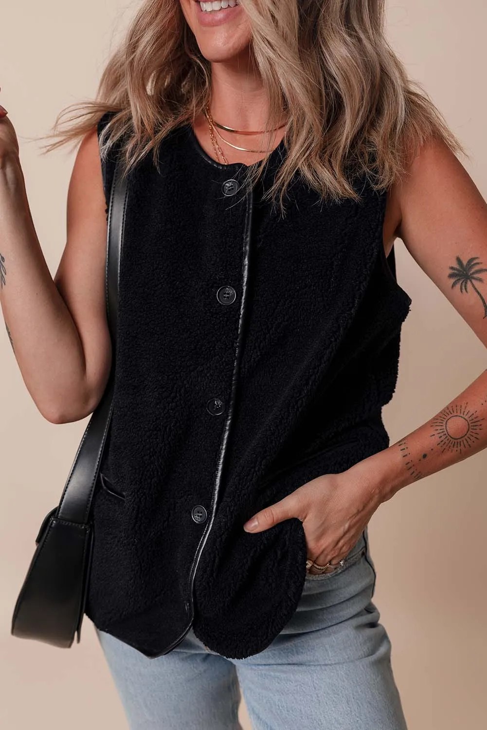 Leather Contrast Side Pockets Buttoned Fleece Vest