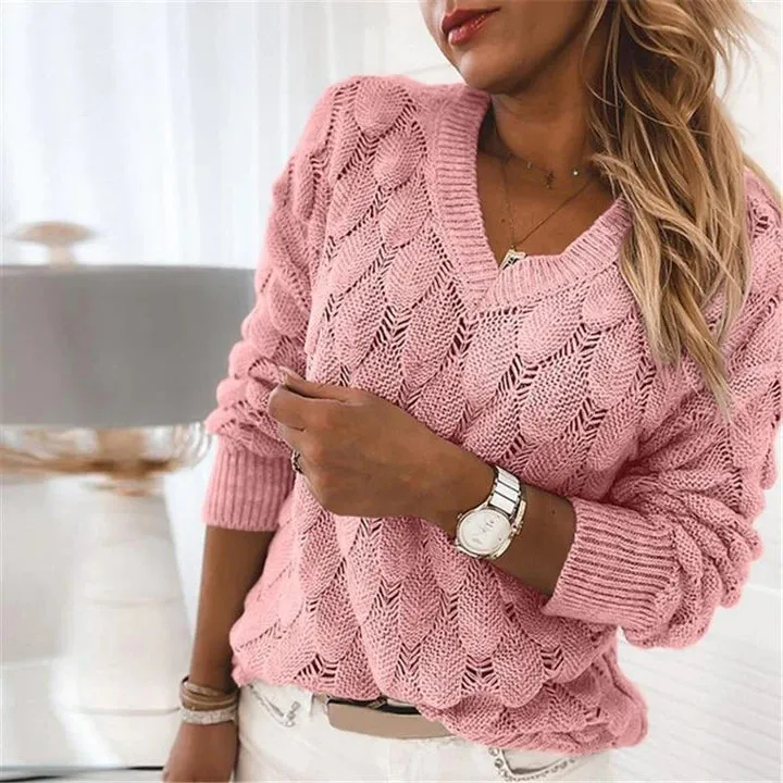 Leslie - V-Neck Knit Sweater